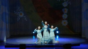 Народно-стилизованный танец “В горнице”