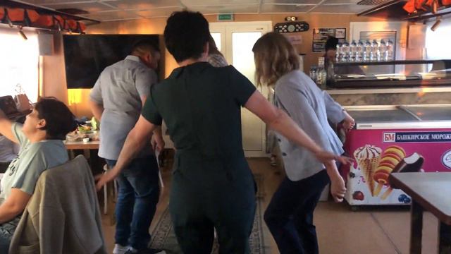 Отдых на теплоходе Чайка смотреть онлайн