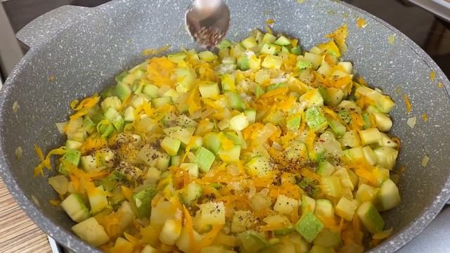 Такие КАБАЧКИ Вы еще не ели! А мы едим ложками! НАМАЗКА на хлеб из Кабачков. Вкусно и Просто смотреть онлайн