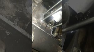 Свечи в масле. В чем причина?