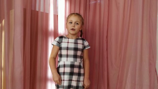 Павлова Ольга. Е. Благинина " Мама спит, она устала" смотреть онлайн