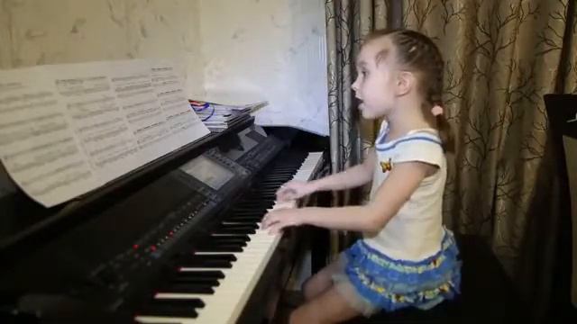 ей всего 6 лет! смотреть онлайн