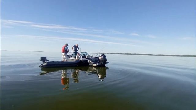 SOS! ВЗОРВАЛАСЬ ПВХ ЛОДКА! смотреть онлайн
