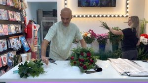 Урок?мастер -класс по сборке одностороннего букета и упаковке в корейском стиле??флорист Артур?