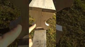 Мощный табурет своими руками из старых досок