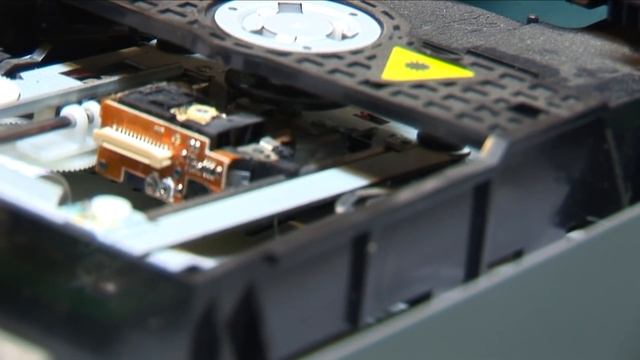 How to Fix CD or DVD Player No Disc Error - won't play cd смотреть онлайн