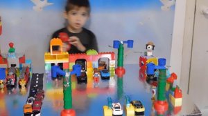 Обзор игрушек  город из лего ,  Lego City Toy Review ,  рассказ почемучки.mp4