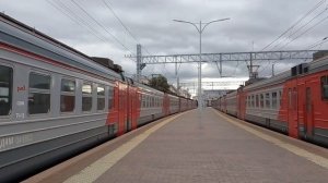 Много электричек на Финляндском вокзале