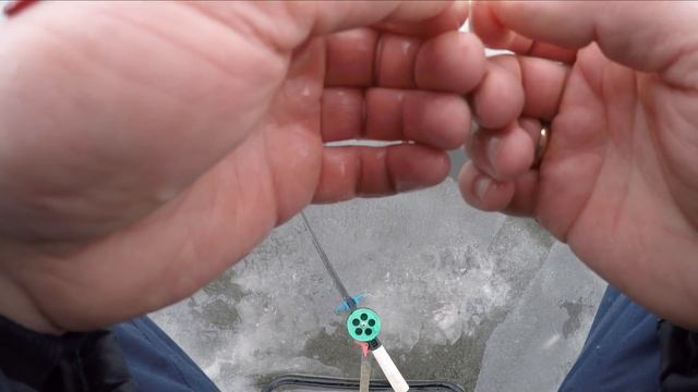 ПЛОТВА В МАРТЕ, САМАЯ КРУПНАЯ ЗА СЕЗОН. Последний лёд смотреть онлайн