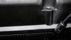 алюминиевая клапанная крышка на авео 1.6 16кл