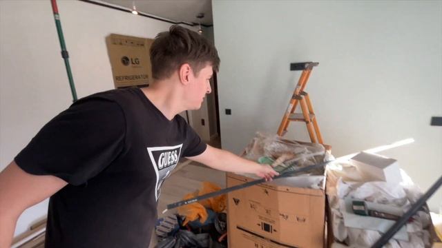 Переделываем за бракоделами. Теневые натяжные потолки Еврокраб смотреть онлайн