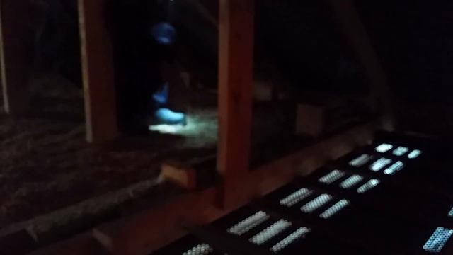 Утепление потолка опилками Год спустя смотреть онлайн