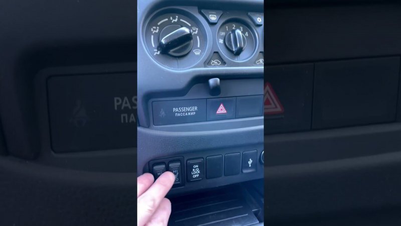 Mitsubishi l200- отличный пикап