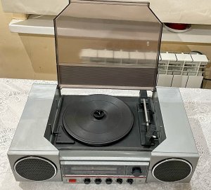 Советский стереомагнитофон Вега-300 Винтажный виниловый проигрыватель СССР-1986 год  Ультра редкий