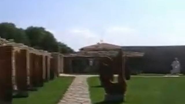 ДВОР НА КИРИЛИЦАТА смотреть онлайн