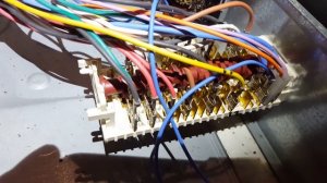 как подключен переключатель для духовки  Ariston