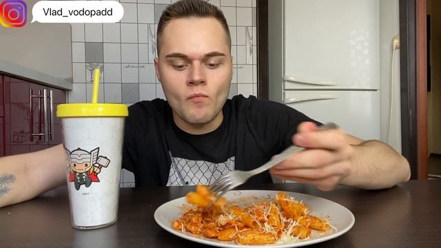 Мукбанг итальянская паста / Mukbang Pasta смотреть онлайн
