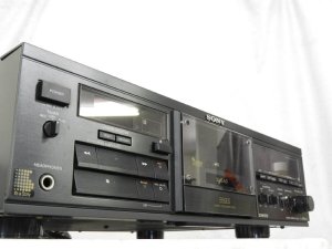 Кассетный проигрыватель SONY TC-K555ESX с 3-мя головками и магнитофоном-Япония-1986-год