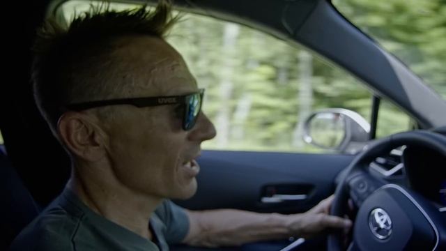 Rafał Wilk testuje: Toyota Corolla TS Kombi z systemem Carospeed | Toyota Polska