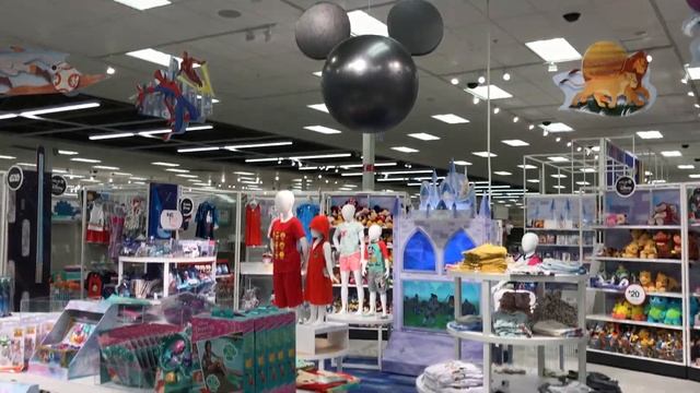 I FOUND THEM?!! Roblox Series 8 Hunt at Target & Walmart! смотреть онлайн