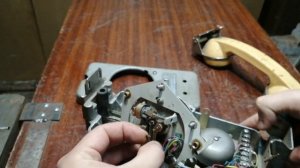 Телефонный аппарат ТАС - М. Разбор.