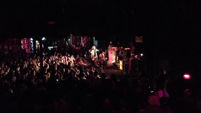 NOFX: "F%#k The Kids" & "Linoleum", LIVE in Minneapolis, 12/5/2012 смотреть онлайн