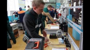 ТРЕБОВАНИЯ К РАБОТНИКАМ, ДОПУСКАЕМЫМ К ВЫПОЛНЕНИЮ РАБОТ В ЭЛЕКТРОУСТАНОВКАХ