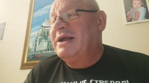 Иногда бил до крови !