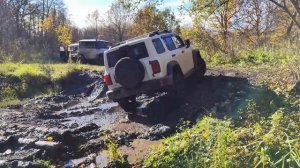 Осенние испытания Tank 300 на бездорожье.