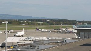 Planespotting at Geneva Airport - Autumn 2022 Edition