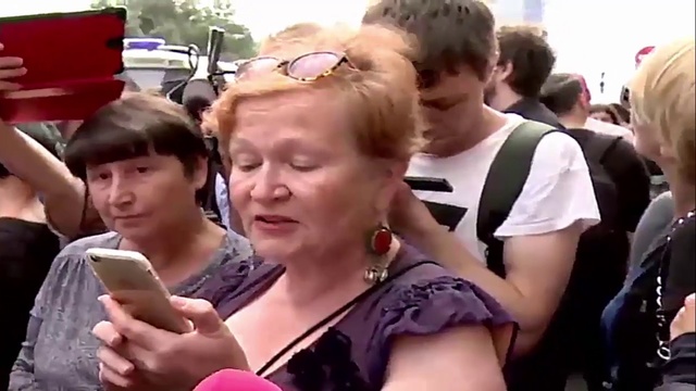 Суд отправил Серебренникова под домашний арест