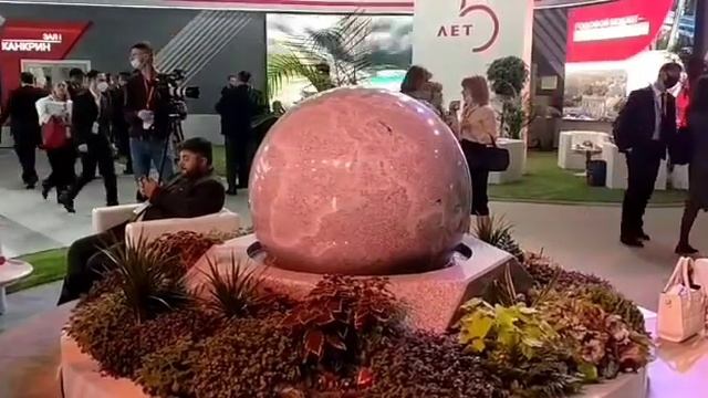 Гранитный шар.Фонтан "Крутящийся шар", " Плавающий шар". Каменные шары. Шар из камня. Фонтан. Фонта