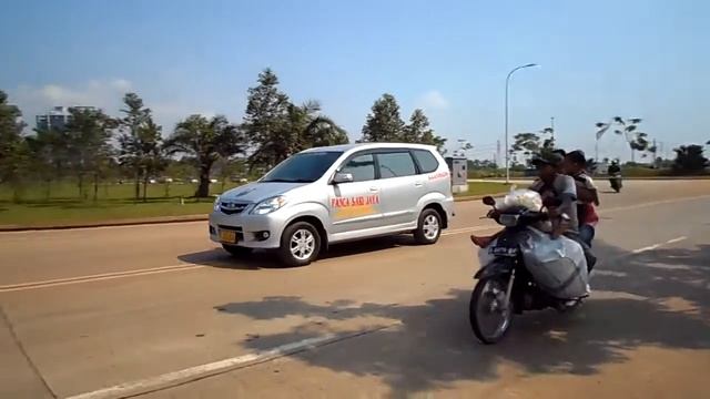 Samsung DV300F video test - HD 30fps смотреть онлайн