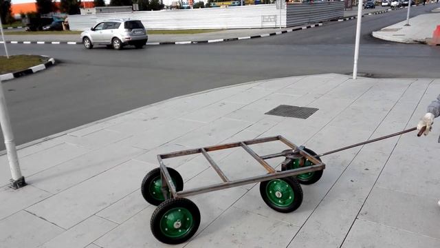 Четырехколесная самодельная тележка с поворотной осью смотреть онлайн