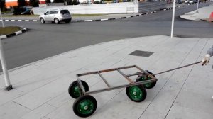Четырехколесная самодельная тележка с поворотной осью