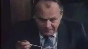 Вот как надо обращаться с женой))