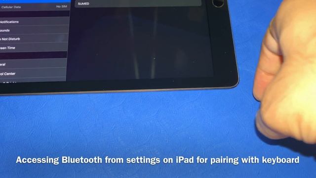 Logitech Ultra Think Keyboard Cover - Review after four year смотреть онлайн