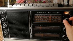 Радиоприемник GRUNDIG SATTELIT 2100, прием на СВ.