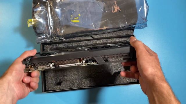 Видеокарта GIGABYTE GeForce RTX 3060 GAMING OC [GV-N3060GAMING OC-12GD]
