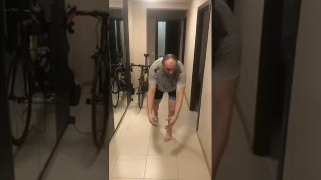 Секция рукопашного боя. Тренировка дома смотреть онлайн