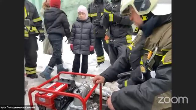 Работа с пожарными рукавами и стволами | Противопожарная подготовка | «Помощники спасателей»