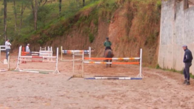 Rafaella Montingelli e SL Valiant смотреть онлайн