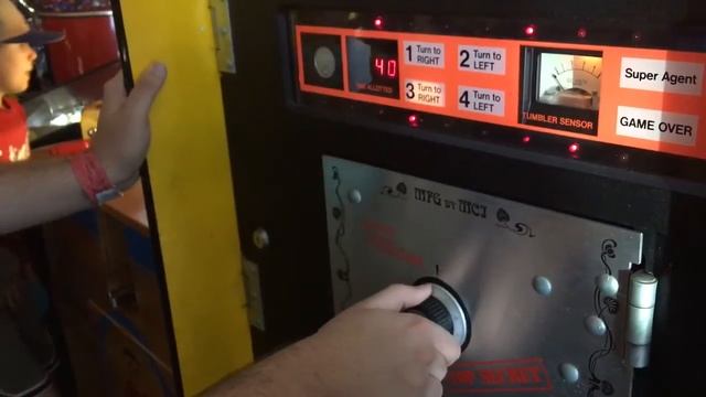 Beating "The Safe" Game At The Pinball Arcade смотреть онлайн