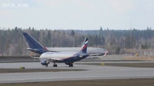 Идеальная посадка Airbus 320 в Шереметьево | Споттинг