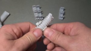 Небольшое сравнение клипс и ПВХ гофры от Промрукав и DKC