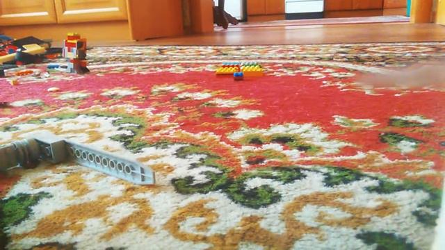 Появился новый друг... Как собрать робота из Лего. смотреть онлайн