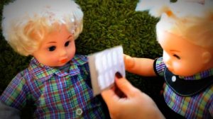 ИГРАЕМ В ДОКТОРА. МАША И МИША ИГРАЮТ В ДОКТОРА