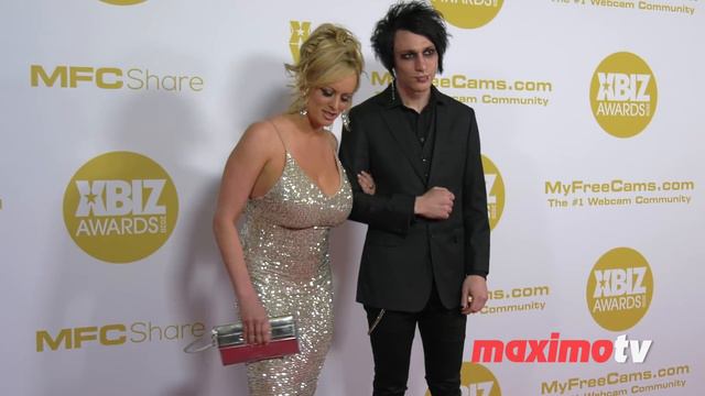 Stormy Daniels 2020 XBIZ Awards Red Carpet Fashion in 4K