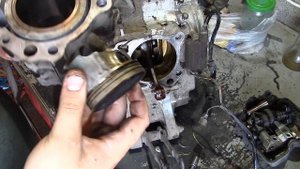 SUZUKI Burgman 250 Ремонт от коленвала ч1