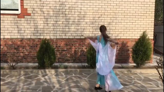 Танец - флешмоб "Журавли", образцовый танцевальный коллектив Аурика. город Морозовск смотреть онлайн